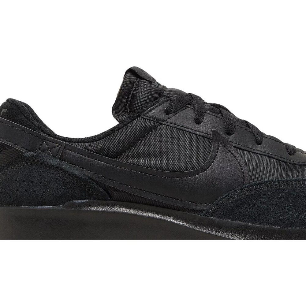 Nike Waffle Debut Men's Triple Black DH9522-002 Lace Up Athletic Sneakers Shoes - Picture 2 of 8